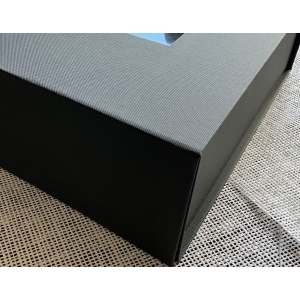 Window Magnetic Box With LOGO | 30 × 30 × 10 CM 